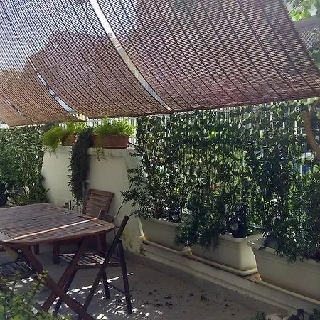 住宿加早餐酒店 布里奇奥莱迪古斯特住宿加早餐旅馆 莱切